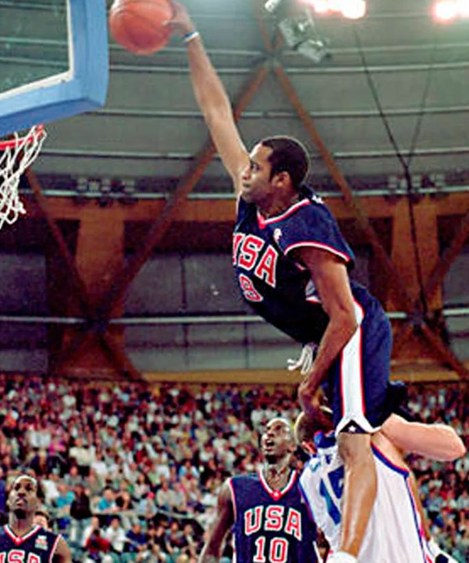 dunk-paling-ikonik-di-dunia-basket