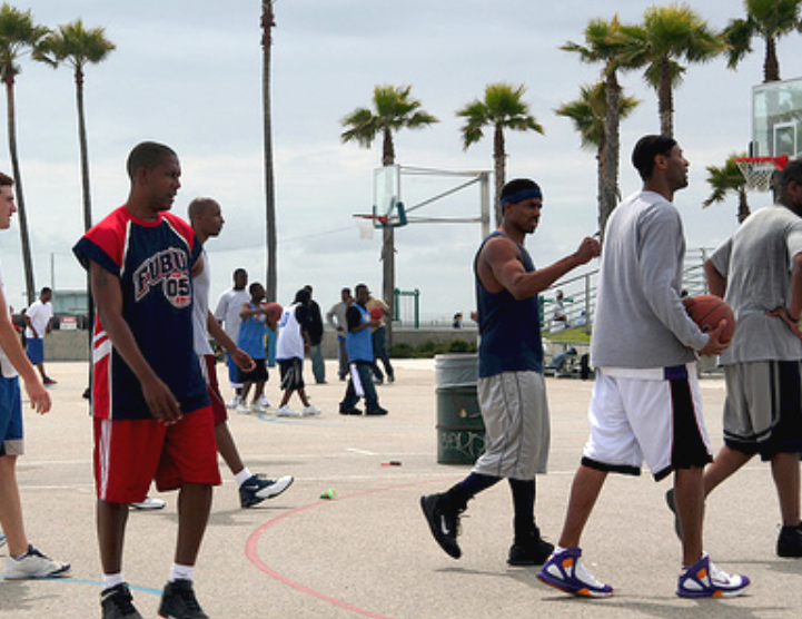 bagaimana-cara-menjadi-pemain-streetball-yang-unik