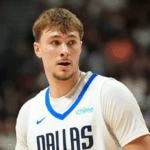 cooper-flagg-membuat-double-double-di-laga-perdana
