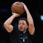 gsw-resmi-mengontrak-seth-curry-untuk-sisa-musim-di-nba