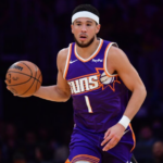 devin-booker-alami-cedera-di-bagian-pangkal-paha