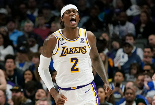 performa-gemilang-jarred-vanderbilt-saat-melawan-suns