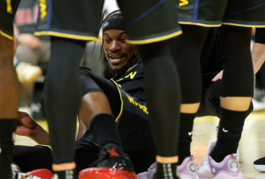 warriors-tidak-ingin-melepas-jimmy-butler