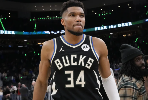 NBA Rumor Trade: Warriors Incar Giannis Antetokounmpo