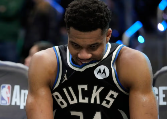Giannis Antetokounmpo: "Trade? Fokus Bucks Saja!"