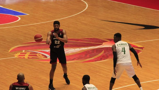 Panduan Teknik Passing Bola Basket Presisi